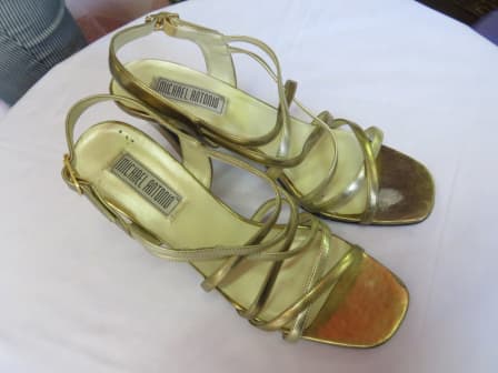 gold sandals size 8