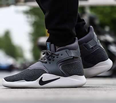 Sneakers - Original Mens Nike INCURSION MID SE Dark Grey/Black Grey 916764  001 Size UK 7 (SA 7) was sold for R301.00 on 10 May at 14:01 by simindia in  Johannesburg (ID:413417317)