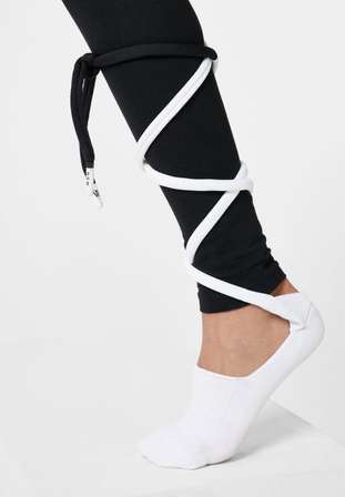 nike lace up socks