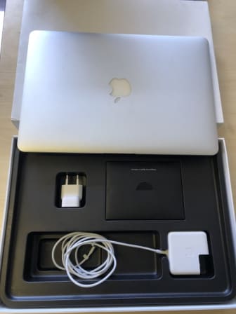 Apple Laptops - MacBook Air 2017 Model 13`` Core i5 1.8GHz 128GB SSD