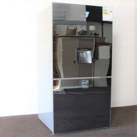 Fridges Freezers A Style Hisense 323 Litre Mirror Front Upright Fridge Freezer Combo With Water Dispenser Was Sold For R6 999 00 On 5 Nov At 17 46 By Lifespace Homeware In Gauteng Id 381082095