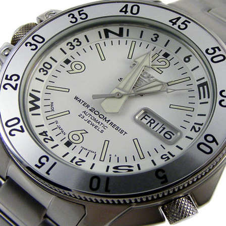 seiko 5 sports compass