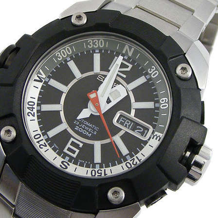 seiko 5 sports compass