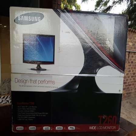 Monitors Samsung 26 Monitor Triple Input T260 Syncmaster Reduced Was Sold For R1 645 00 On 4 Nov At 07 28 By Webcor In Johannesburg Id 441082005