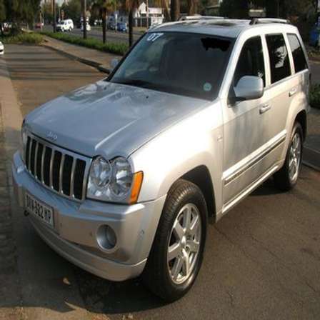 Jeep - 2007 Jeep Grand Cherokee 5.7L Hemi Overland was