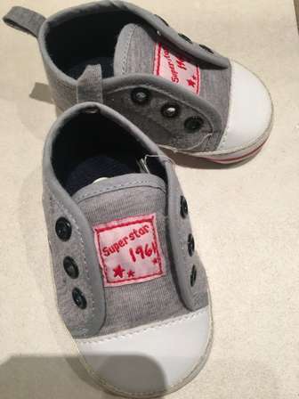 superstar takkies
