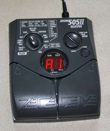 Zoom 505II Guitar Multi-Effect | Reverb