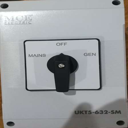 Circuit Breakers & Fuse Boxes - MCE 63A Double Pole Change Over Switch