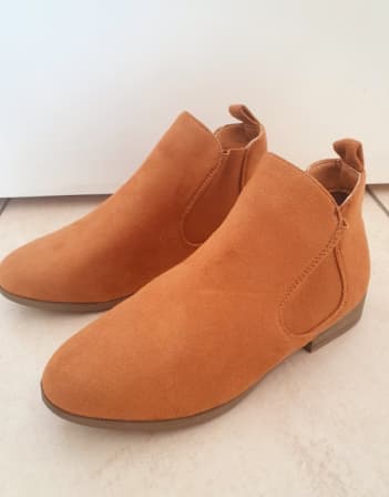 ladies tan ankle boots size 7