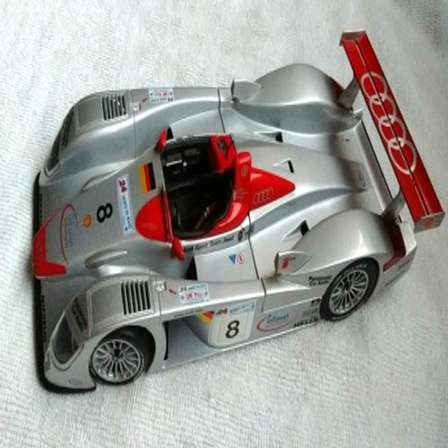 maisto audi r8 le mans sieger 2000
