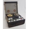 Vintage Sony Reel to Reel Tape Recorder, power goes on as per photo