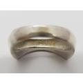 925 Sterling Silver Ring weight 7.6g size Q as per photo