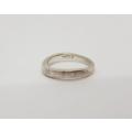 925 Sterling Silver Ring weight 3.3g size M as per photo