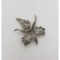 Silver marcasite brooch 10.2g - as per photo