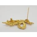 Vintage Costume jewellery Gold colour Brooch - as per photo