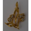 Vintage Costume jewellery Gold colour Brooch