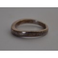 925 Sterling Silver Ring weight 3.3g size M as per photo