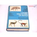 A Field Guide to the Larger Mammals of Africa by Pierre Dorst, Jean, And Dandelot