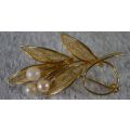 FAUX PEARL AND GOLD GILT FILIGREE  FLOWER BROOCH - from SUEZYT