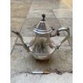 vintage silver plate plated claw foot footed teapot tea pot