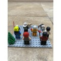 lego mini figure figures lot of 7 and two dogs