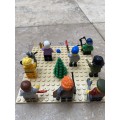 Lego mini figures figure lot of 8 with a cat , binocs and statue