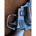 vintage cap gun key ring Hong kong in star tin