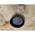 Le Creuset Skillet #20 orange Enamel Cast Iron Double Spout Frying Pan