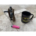 Knightmare Batman figurine / Dawn of justice with batman DC  mug cup