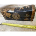 Vintage Chinese pillow box