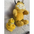Garfield doll pair UFS