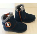 Size 8 Kids Casual Zip up Boots / Slippers