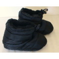 Size 10 Kids Casual Quilted Boots / Slippers