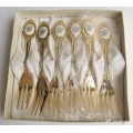 Vintage - EETRITE 24 Carat Gold Plated Cake Forks with White Porcelain and Blue Rose Design Tops