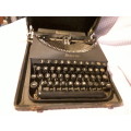 Remington Remette Typewriter circa 1930