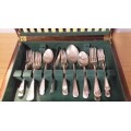 VINTAGE SILVER PLATED CUTLERY SET BONE HANDLE KNIVES IN WOODEN CADDIE BOX
