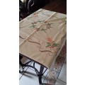 EMBROIDERY  TABLE CLOTH  85 CM