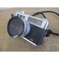 Beautiful Vintage Yashica GS Electro 35 Camera With Color - Yashinon DX  1: 1.7   1 = 45mm Lens 1970