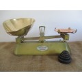 Lovely Vintage The Viking Weighing Scale With Weights  By F.J. Thornton & Co Ltd   Birmingham
