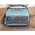 Bid For Bonjourparis Only - Beautiful Vintage Portable Olivetti Lettera 32 Typewriter In Original