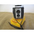 Lovely Old Vintage Brownie Reflex Camera In Original Packaging         1946 - 1960
