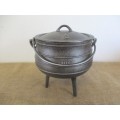 Magnificent And Robust Sizable BestDuty #2 Three Legged Solid Cast Iron Potjie Pot With Falkirk Lid