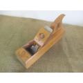 A Genuine Beauty.....An Awesome Vintage Carpenter`s Wooden Hand Block Plane    Sheffield