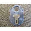 Collectable Vintage 660 Squire Old English Padlock By HY Squire & Sons           England