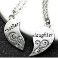 READY TO SEND IN 24hrs: BRAND NEW Mother & Daughter Necklace Set