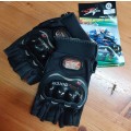 PRO-BIKER Motorcycle Half Finger Gloves Outdoor Cycling Locomotive Anti-Fall Gloves, Size: XL(Black)