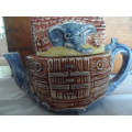Noah`s Ark teapot beautiful 18cm high 04/96 C2500