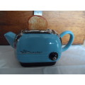 Very unusual Toaster teapot mint Teapottery England 12cm high