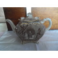 Beautiful vintage teapot RD Shop 223699 gold printed and backstamped mint 13cm