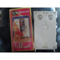 Vintage 44502 Sindy Pedigree Wardrobe in box as new never been played with